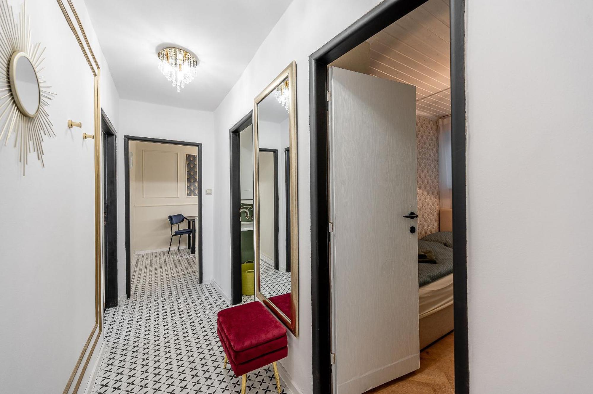 Luxusny Apartman Pri Nemocnici Кошице Екстер'єр фото