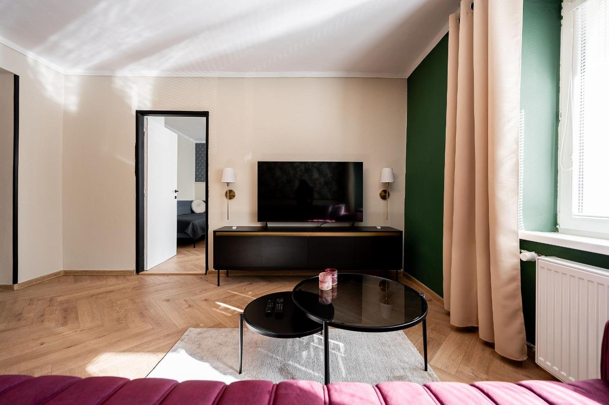 Luxusny Apartman Pri Nemocnici Кошице Екстер'єр фото