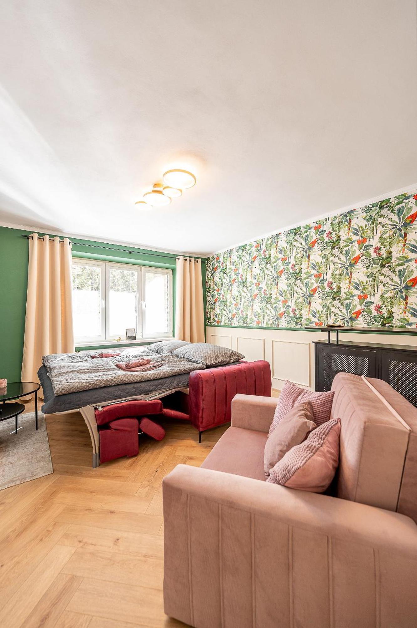 Luxusny Apartman Pri Nemocnici Кошице Екстер'єр фото