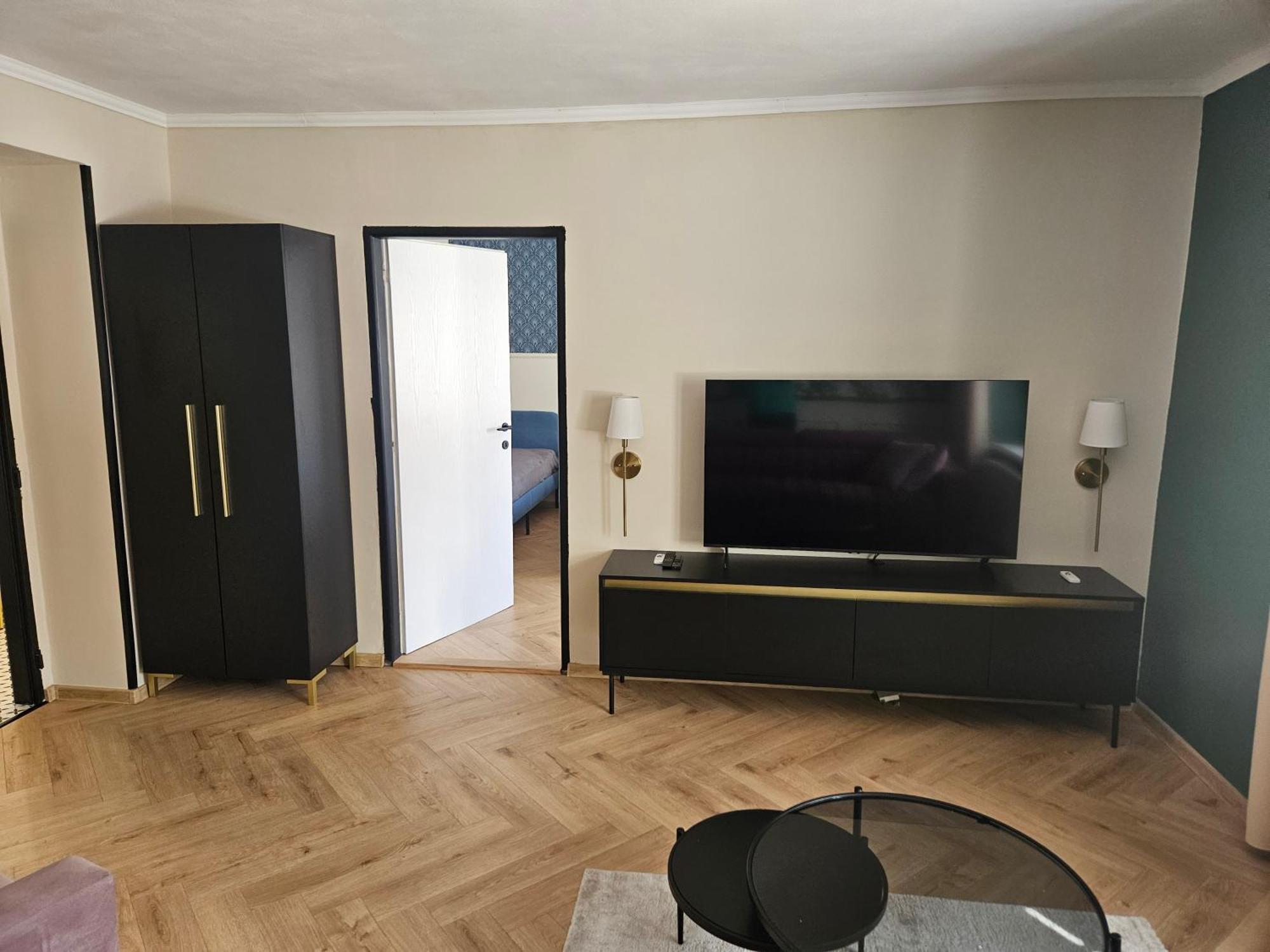 Luxusny Apartman Pri Nemocnici Кошице Екстер'єр фото